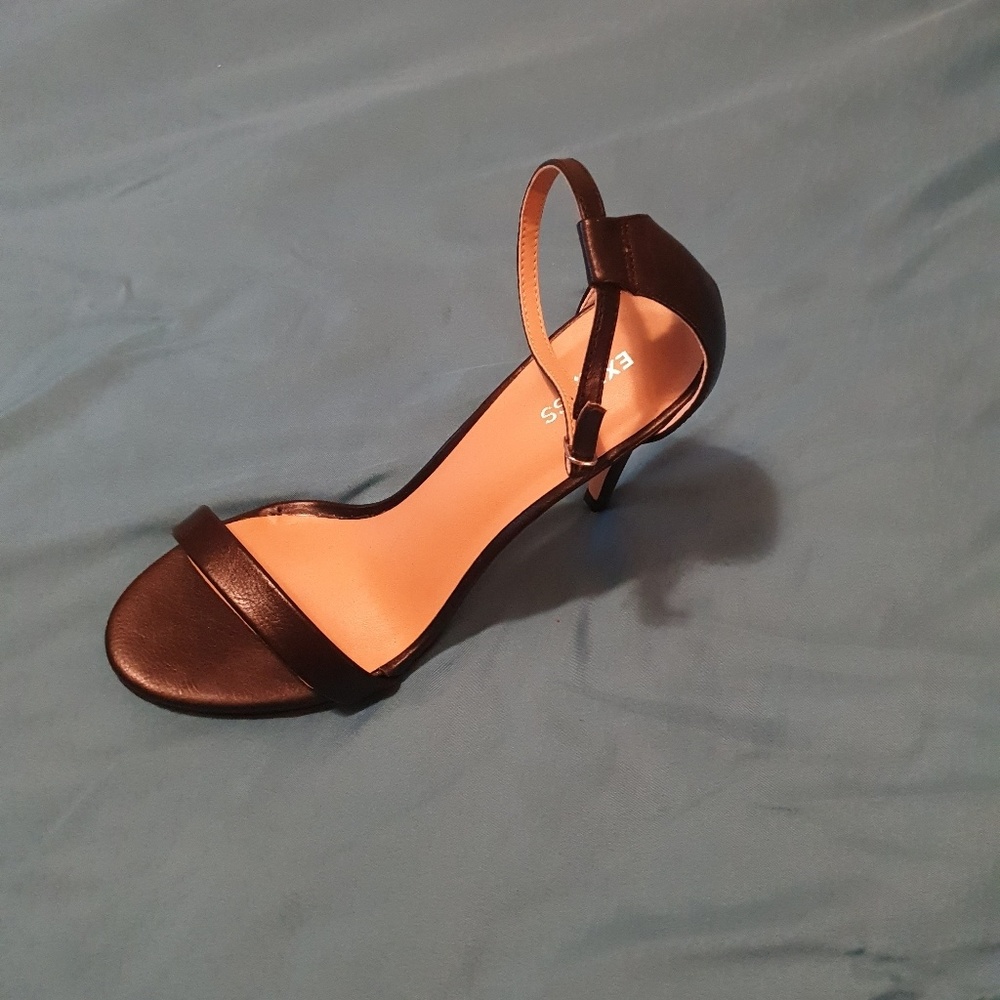 Express Heels